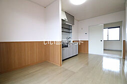 メゾンタムラ　Ｃ 202 2階2DKのリビング/ダイニング