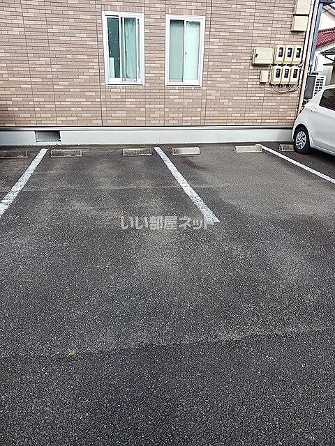 4 / 5