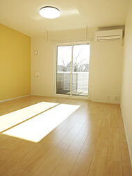 フォレスト　フェアリー 101 1階ワンルームのリビング/ダイニング