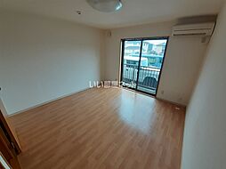 コンフォート服部 106 1階1Kのリビング/ダイニング