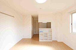 ティアモ 101 1階ワンルームのリビング/ダイニング