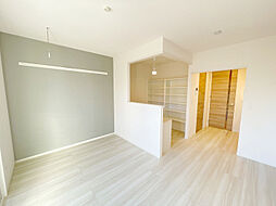 上毛電気鉄道 片貝駅 徒歩13分の賃貸アパート 1階ワンルームのリビング/ダイニング