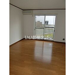 ベルフラワー・N 102 1階1Kのリビング/ダイニング