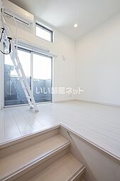 ラ・ロシェル(ラロシェル) 103 1階ワンルームのリビング/ダイニング