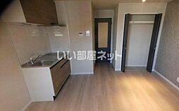 クリフビレッジＡ棟 201 1階1LDKのリビング/ダイニング