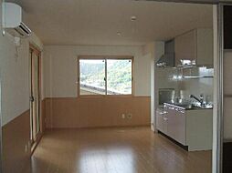 ローズコートカワイII 101 1階2LDKのリビング/ダイニング