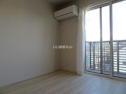 クラージュ 202 2階1LDKのリビング/ダイニング