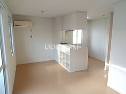 オルランシア 202 2階1LDKのリビング/ダイニング