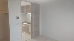 グラン瓜生 107 1階1Kのリビング/ダイニング