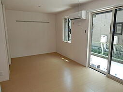 エクセルヴィラ 102 1階ワンルームのリビング/ダイニング