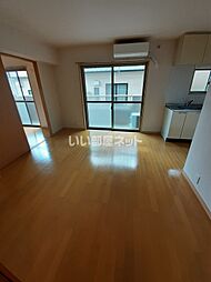 JR豊肥本線 武蔵塚駅 徒歩13分の賃貸マンション 1階2LDKのリビング/ダイニング