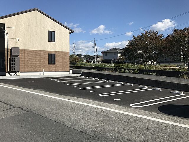 6 / 12