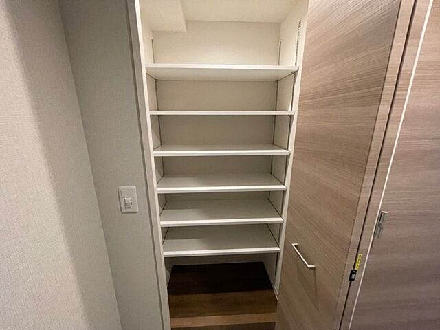 収納