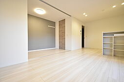 JR越後線 上所駅 徒歩19分の賃貸アパート 1階1LDKのリビング/ダイニング