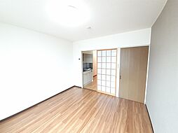 キャッスル恒星II 106 1階1Kのリビング/ダイニング