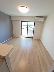 ディアコート船屋II 201 2階1LDKのリビング/ダイニング