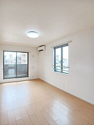 ニューエンパイヤＢ 305 3階1LDKのリビング/ダイニング