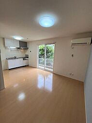 アーク南栄　C棟 101 1階1LDKのリビング/ダイニング