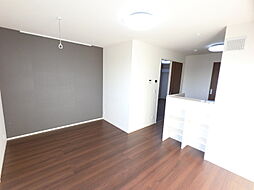 東武佐野線 吉水駅 徒歩3分の賃貸アパート 2階1LDKのリビング/ダイニング