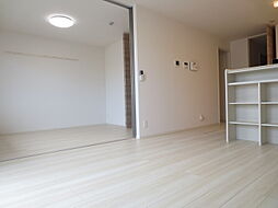 ウエストヴィレッジIV 106 1階2LDKのリビング/ダイニング