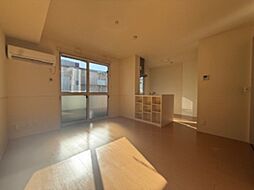 ハウスひまわり 205 2階1LDKのリビング/ダイニング