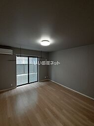 Central Steed 101 1階1Kのリビング/ダイニング