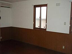 メゾンラフィネ吉田　Ａ/Ｂ/Ｃ/Ｄ/Ｅ E102 1階2LDKのリビング/ダイニング