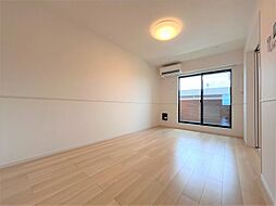 ヴィラ・バガス　I 202 2階2LDKのリビング/ダイニング