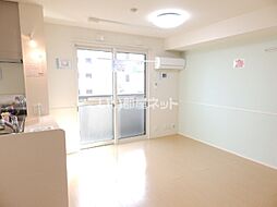 ハウスひまわり 203 2階1LDKのリビング/ダイニング