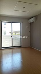 ベラ・ルーチェＣ 102 1階2DKのリビング/ダイニング