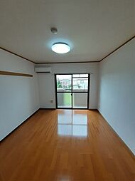 アヴァンティ 203 2階1Kのリビング/ダイニング