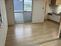 ベル・メゾンII 205 2階2LDKのリビング/ダイニング