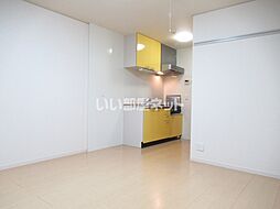 パストラル ドミール 206 2階ワンルームのリビング/ダイニング