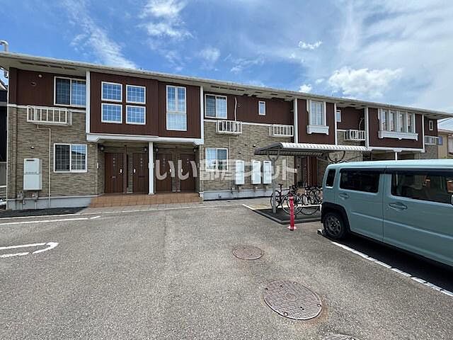 2 / 4