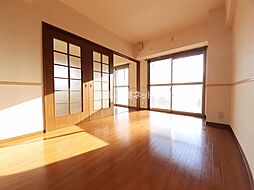 近鉄大阪線 名張駅 徒歩10分の賃貸マンション 5階3DKのリビング/ダイニング