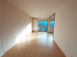 アメニティ天神ヶ丘 201 2階1LDKのリビング/ダイニング