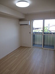 フェリチターレ 205 2階1LDKのリビング/ダイニング