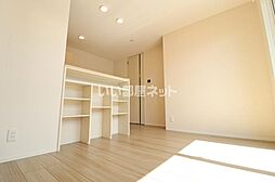 JR上越線 群馬総社駅 徒歩10分の賃貸アパート 1階1LDKのリビング/ダイニング