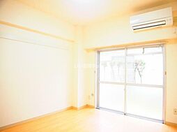 アーバンヒルズ河辺 105 1階1Kのリビング/ダイニング