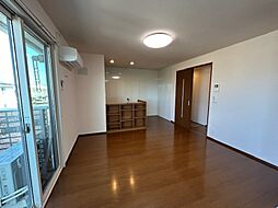 フレシール 202 2階3LDKのリビング/ダイニング