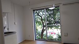 ブランシェ 102 1階ワンルームのリビング/ダイニング