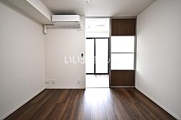 ドエル23 108 1階ワンルームのリビング/ダイニング