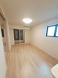 フルールデシャン　III 105 1階1LDKのリビング/ダイニング