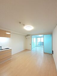 エリゼ綾瀬 303 3階1LDKのリビング/ダイニング