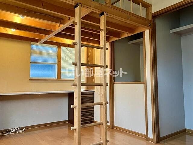 寝室