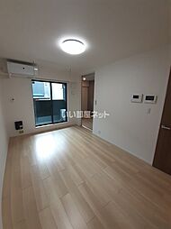 ユニゾン 203 2階1LDKのリビング/ダイニング