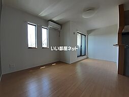 アスガルドB棟 203 2階1LDKのリビング/ダイニング