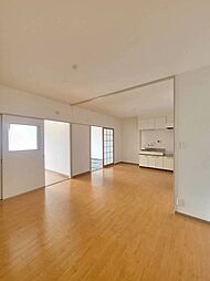 サンピア西原 503 5階2LDKのリビング/ダイニング