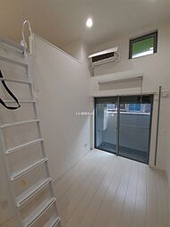 シルバード 102 1階1Kのリビング/ダイニング