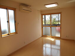 ソレアードＶ 103 1階1LDKのリビング/ダイニング